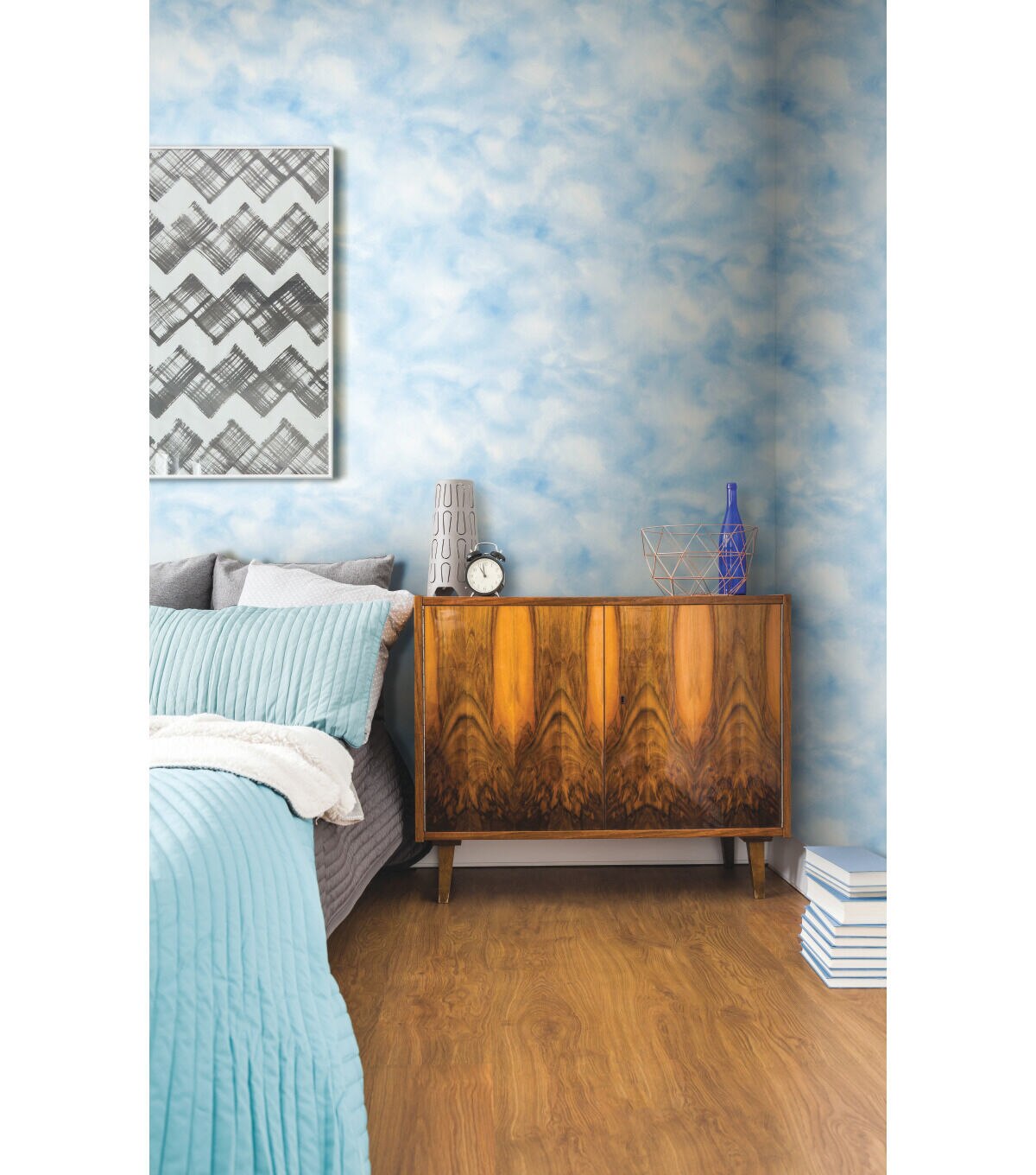 RoomMates Wallpaper Blue Cloud