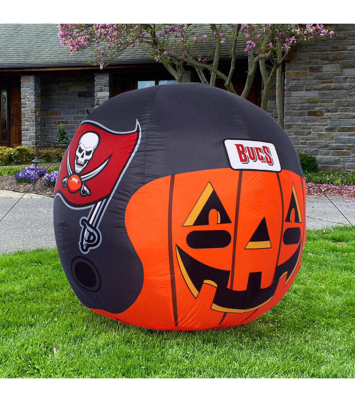 Sporticulture 4' NFL Tampa Buccaneers Inflatable Jackolantern Helmet
