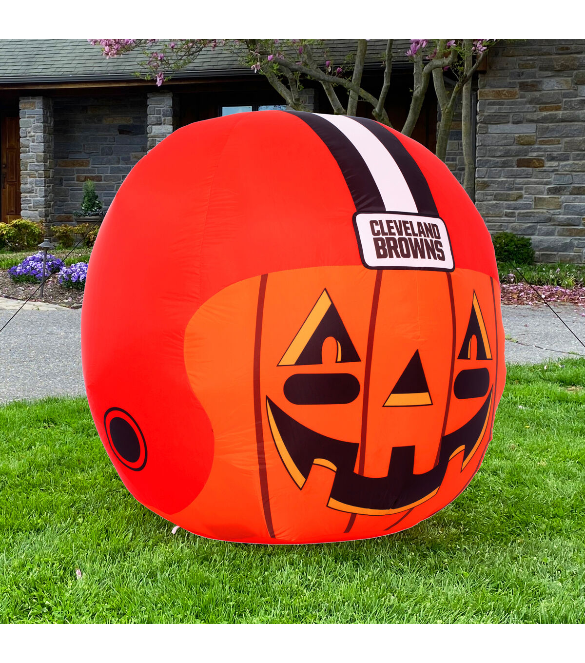 Sporticulture 4' NFL Cleveland Browns Inflatable Jackolantern Helmet